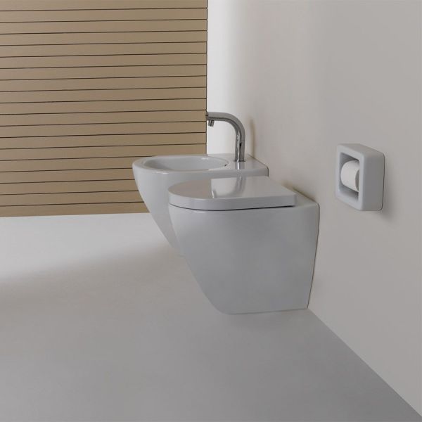 Vaso Rimless Moderno Filo Parete Design Cover  Senza Brida Althea CERAMICHEMIRANDA